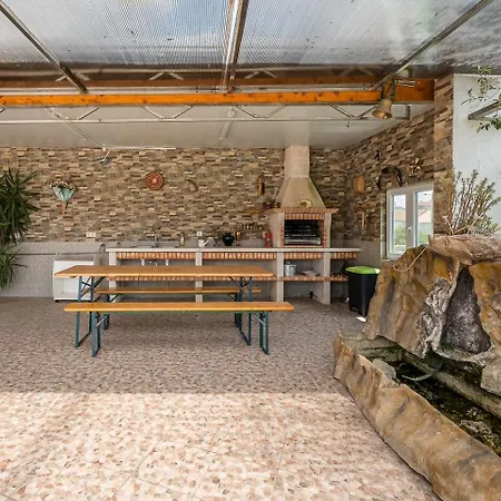 Apartman Fantastic In Bustelo Nogueira do Cravo e Pindelo