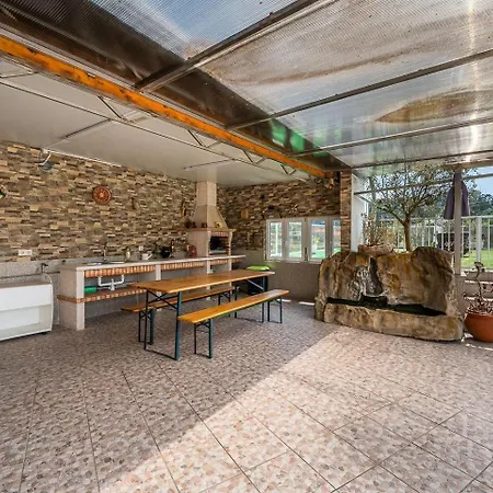 Apartman Fantastic In Bustelo Nogueira do Cravo e Pindelo